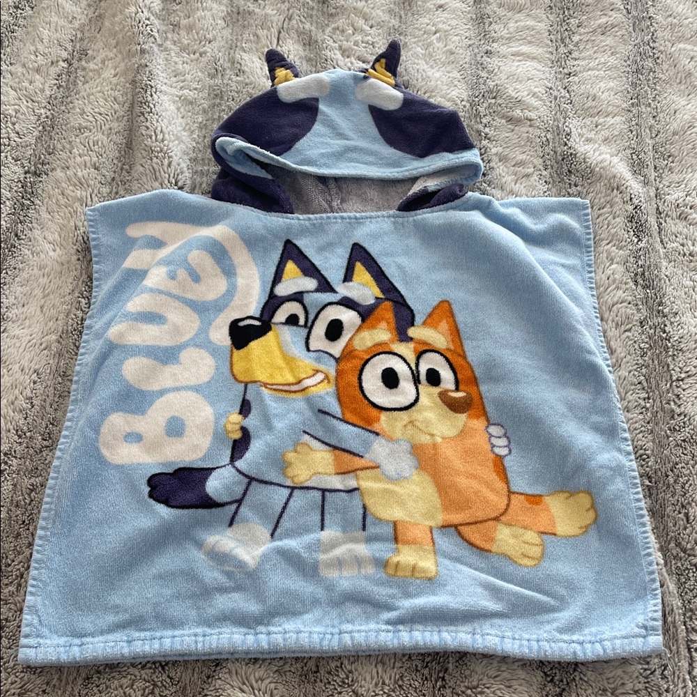 Kid’s Bluey Hooded Towel Poncho